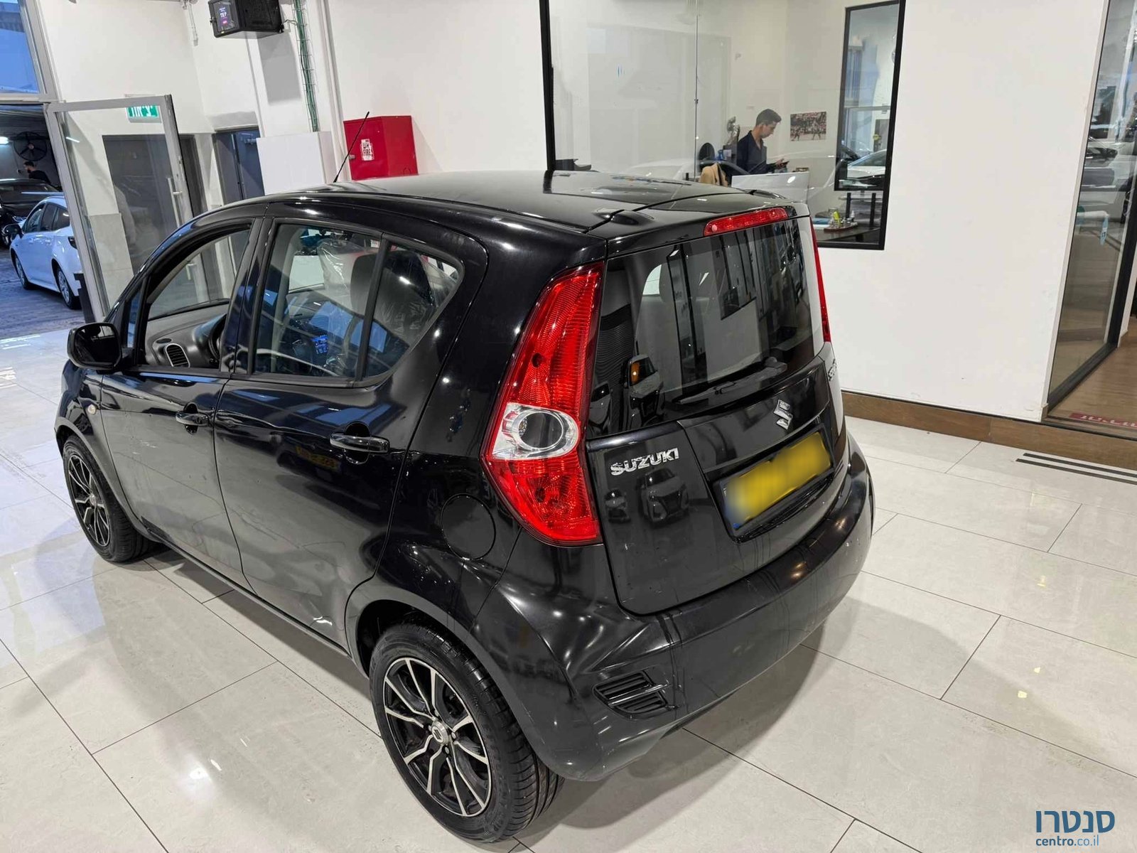 2015' Suzuki Splash photo #4