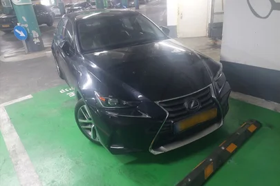 2020' Lexus Is300H לקסוס