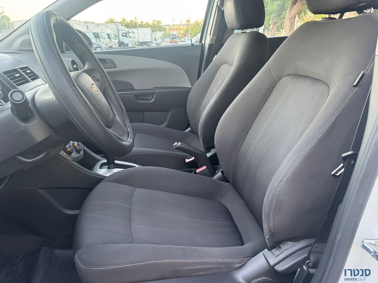 2014' Chevrolet Sonic photo #7