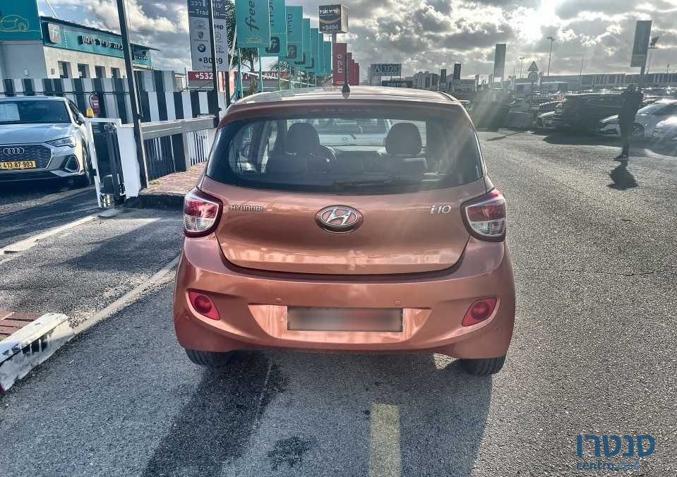 2014' Hyundai i10 יונדאי photo #6