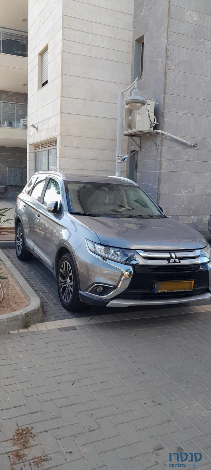 2017' Mitsubishi Outlander מיצובישי אאוטלנדר photo #3