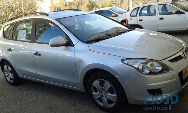 2010' Hyundai i10 photo #3