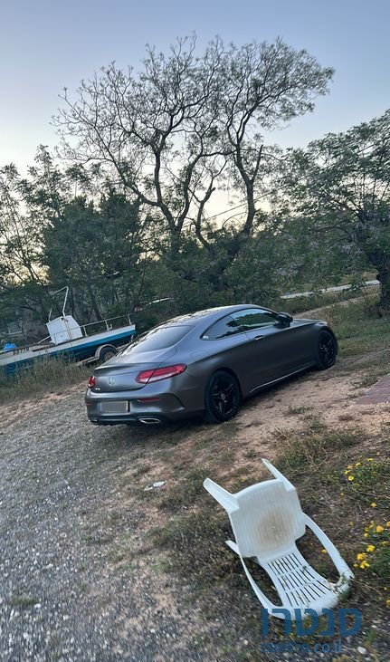 2018' Mercedes-Benz C-Class מרצדס photo #5