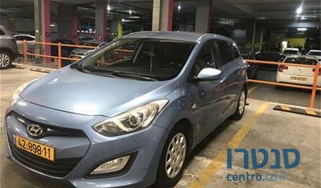 2013' Hyundai I30Cw יונדאי photo #1