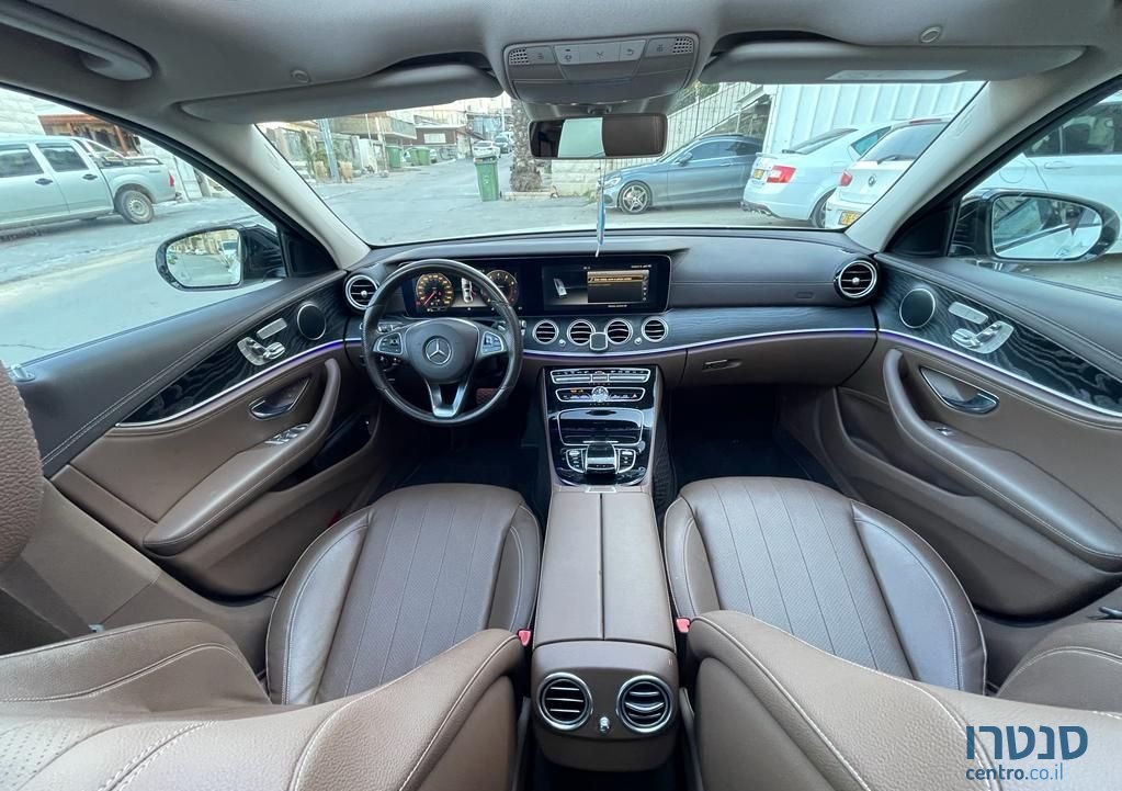 2017' Mercedes-Benz E-Class מרצדס photo #3