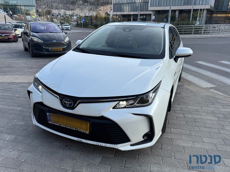 2019' Toyota Corolla טויוטה קורולה photo #3