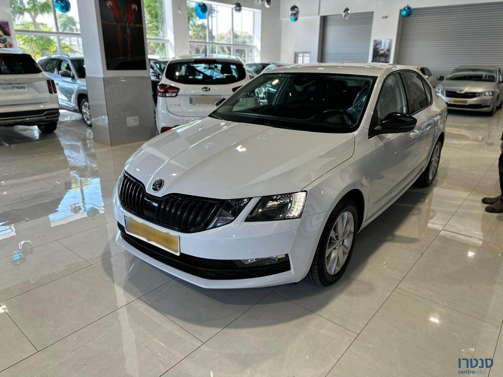 2019' Skoda Octavia photo #1