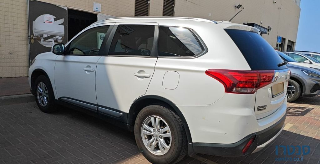 2016' Mitsubishi Outlander מיצובישי אאוטלנדר photo #3