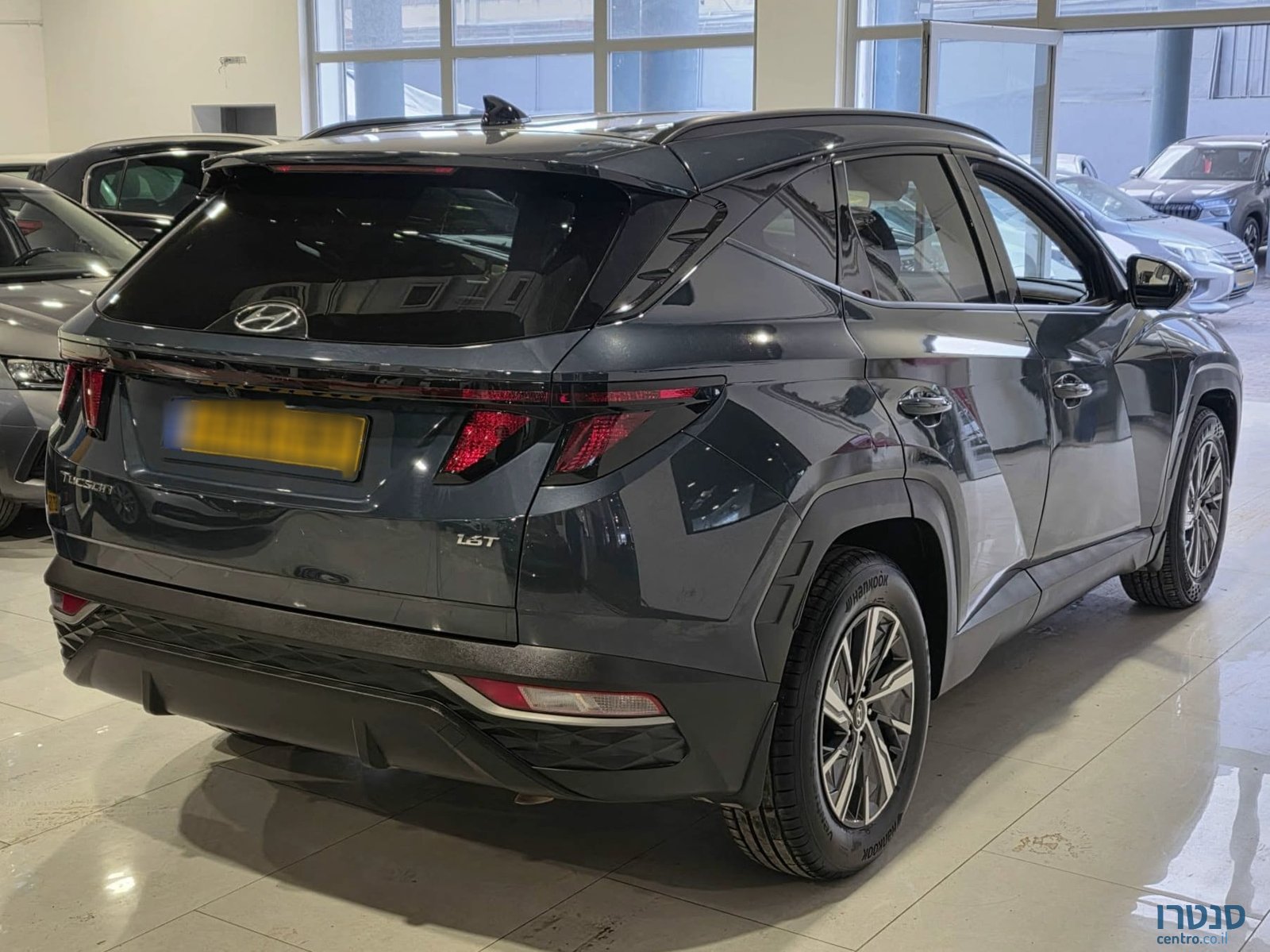 2023' Hyundai Tucson photo #3