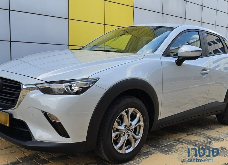 2024' Mazda CX-3 photo #4