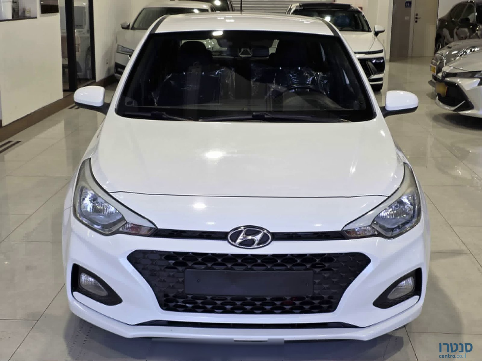 2021' Hyundai i20 photo #1