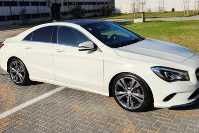 2017' Mercedes-Benz CLA מרצדס-בנץ