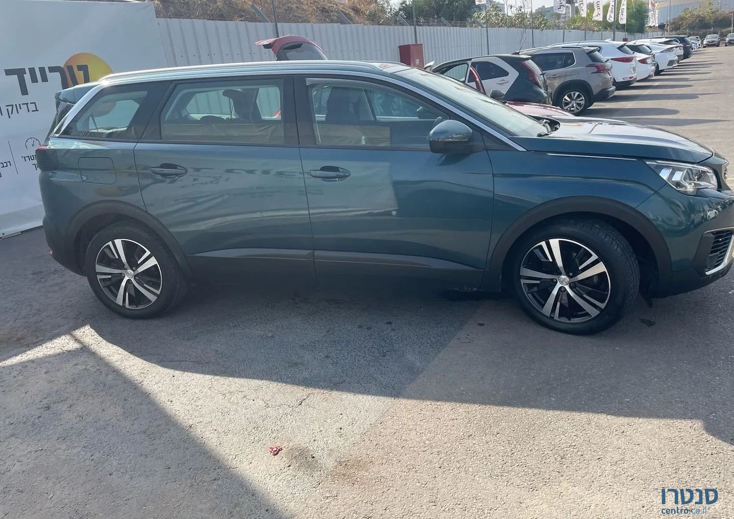 2020' Peugeot 5008 פיג'ו photo #2