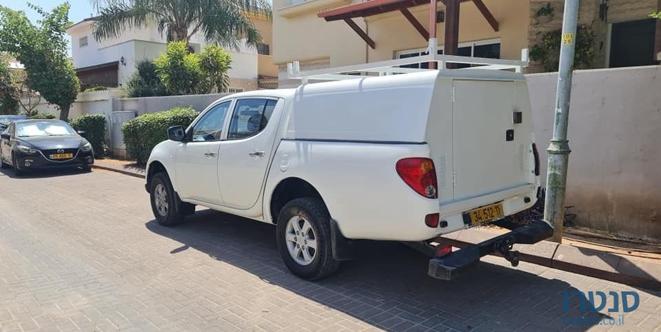 2013' Mitsubishi L200 מיצובישי האנטר photo #2
