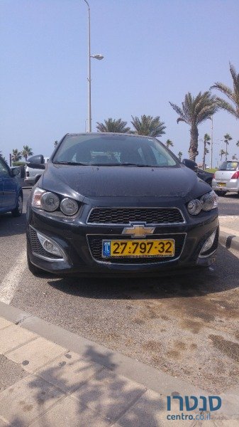 2014' Chevrolet Sonic photo #2