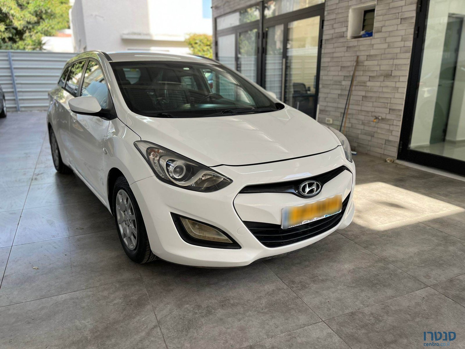 2015' Hyundai i30 photo #2