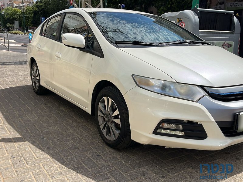2014' Honda Insight photo #6