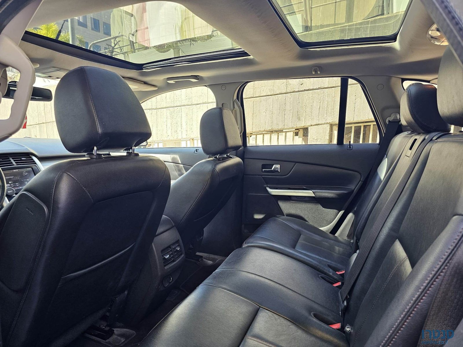 2013' Ford Edge photo #6