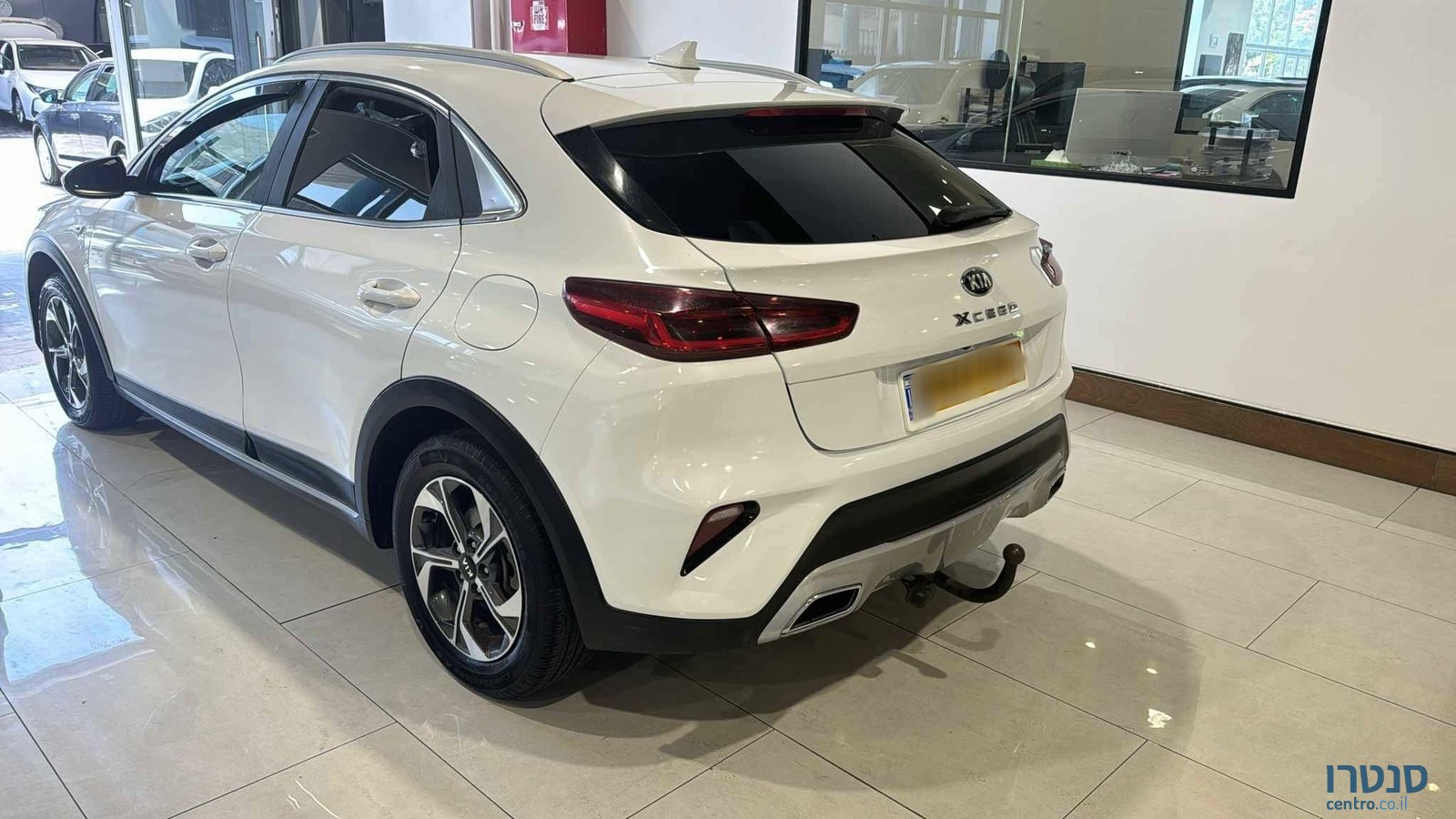 2021' Kia XCeed photo #4