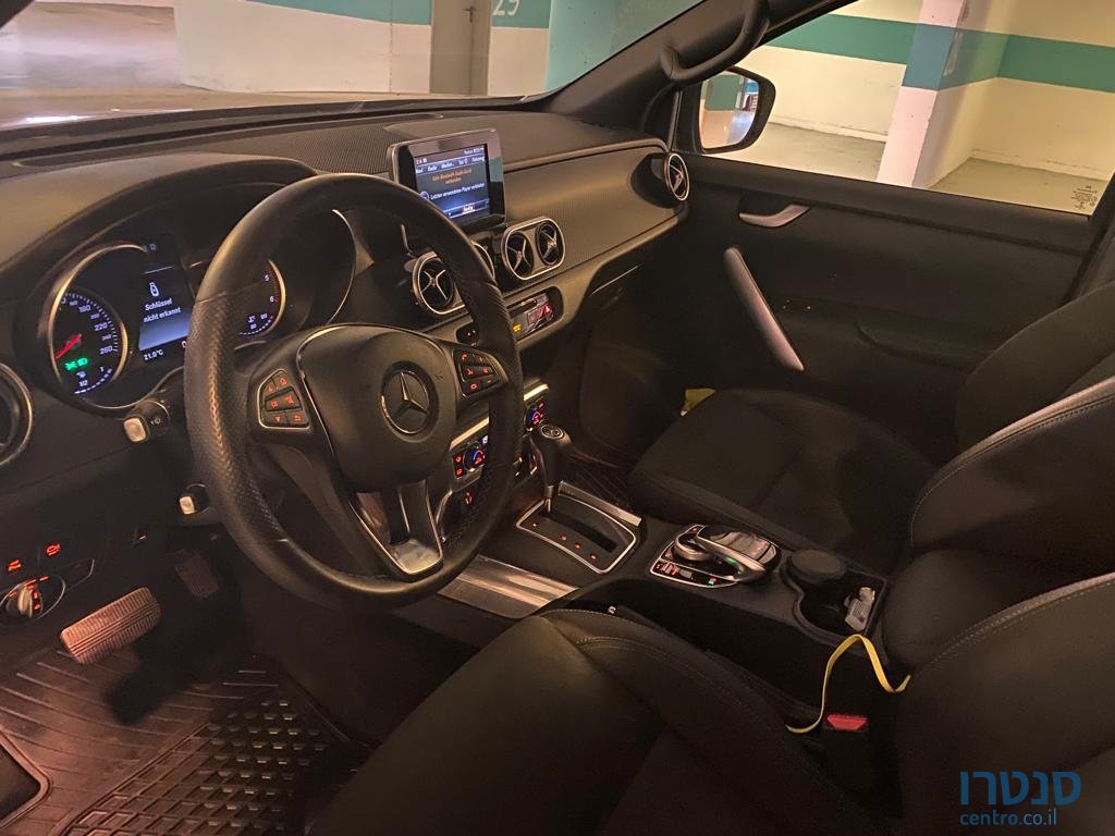 2019' Mercedes-Benz X Class 350 photo #5