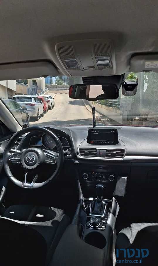 2018' Mazda 3 מאזדה photo #4