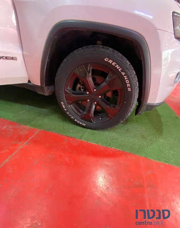 2018' Jeep Grand Cherokee ג'יפ גרנד צ'ירוקי photo #3