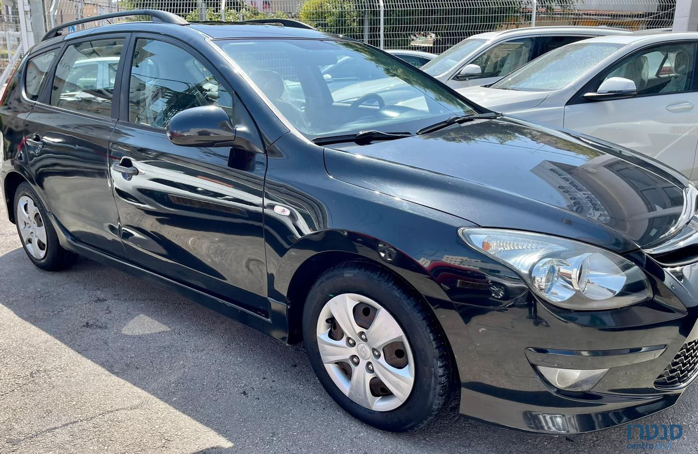 2011' Hyundai i30 photo #2