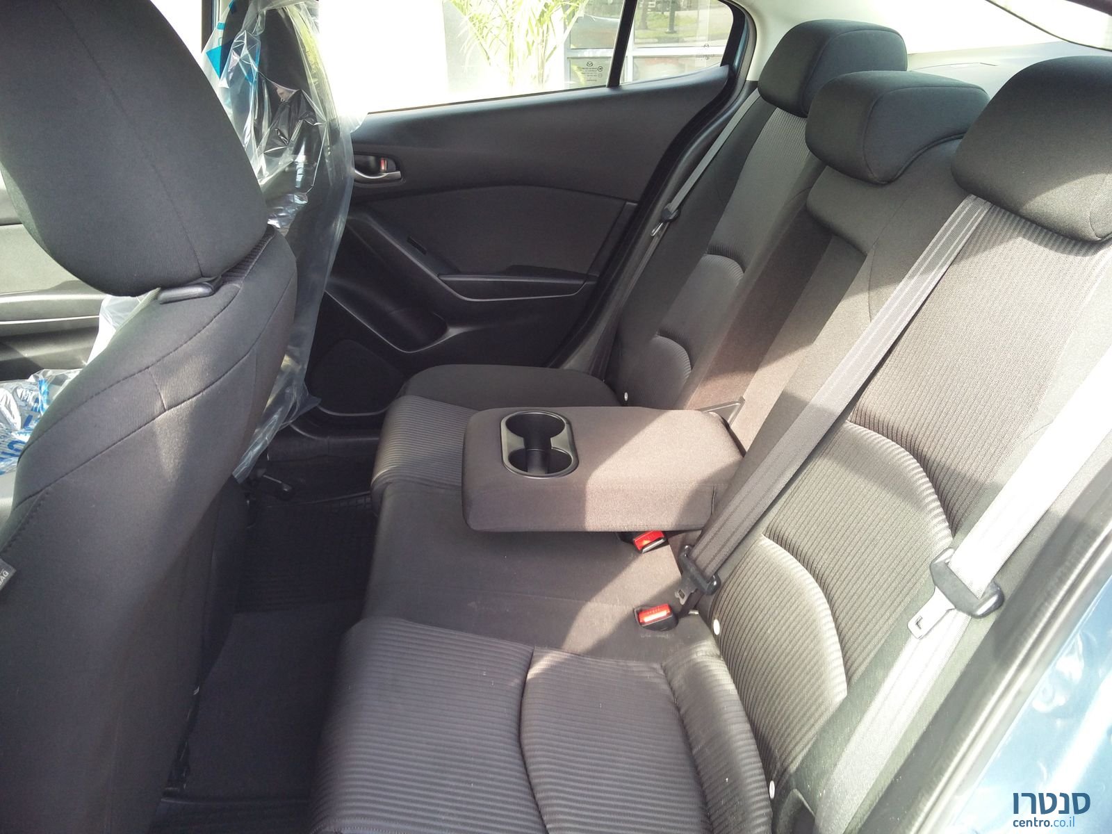 2016' Mazda 3 photo #6