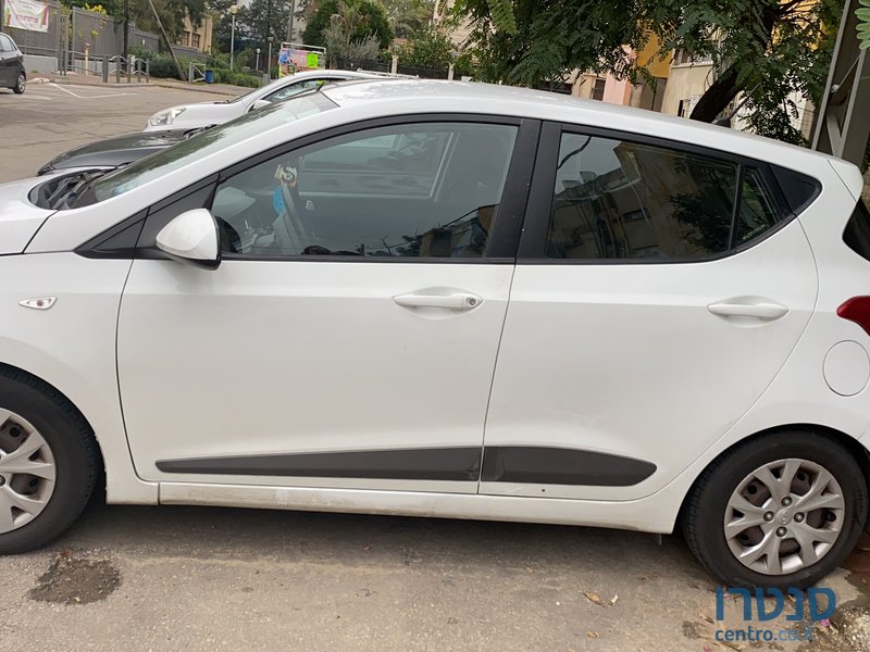 2015' Hyundai i10 יונדאי photo #1