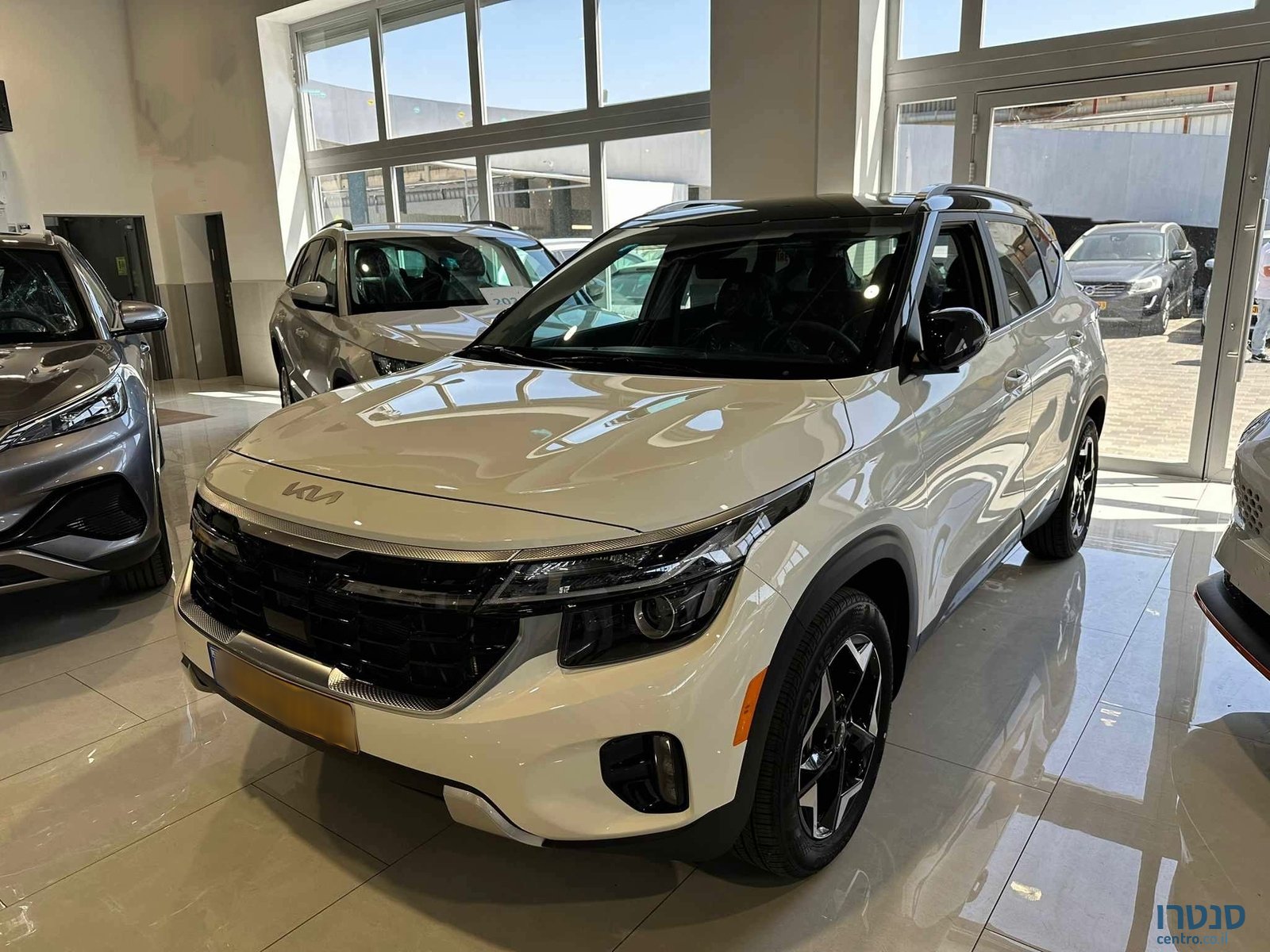 2024' Kia SELTOS photo #1