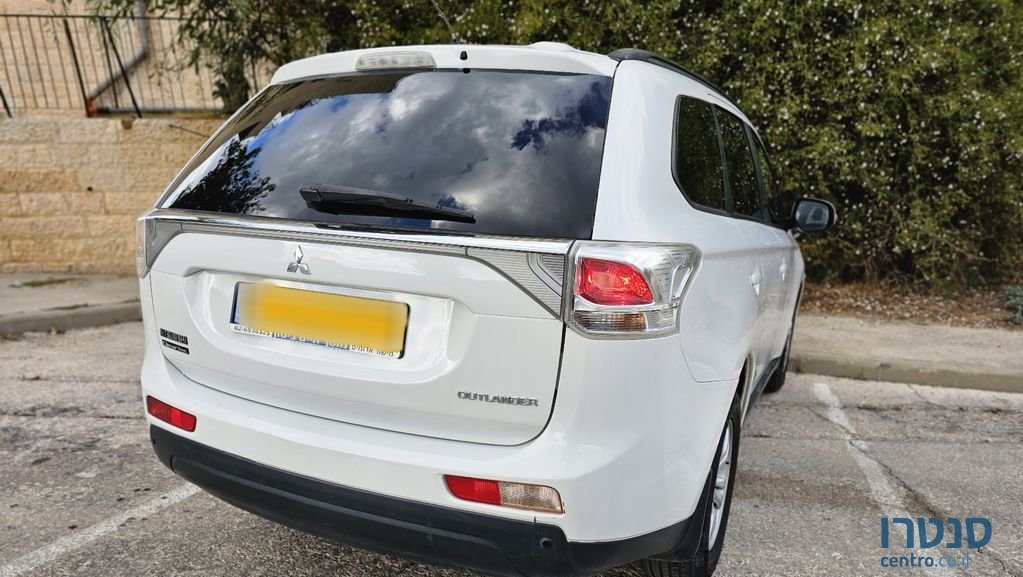 2013' Mitsubishi Outlander מיצובישי אאוטלנדר photo #4
