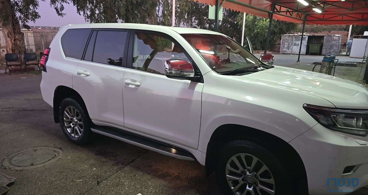 2021' Toyota Land Cruiser טויוטה לנד קרוזר photo #1