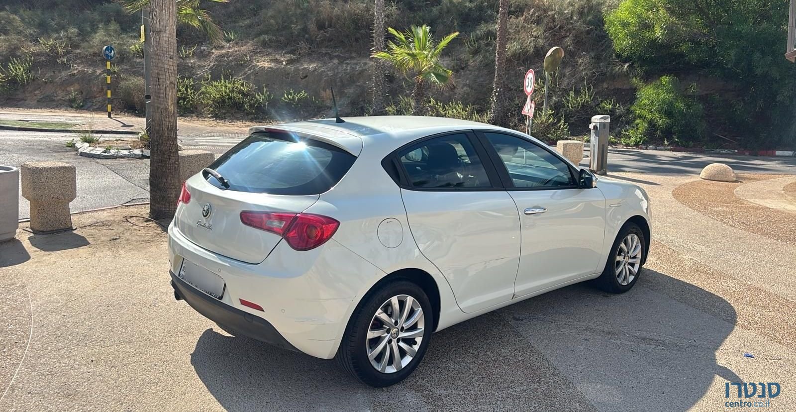 2016' Alfa Romeo Giulietta אלפא רומיאו ג'ולייטה photo #2