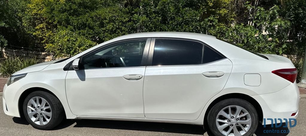 2014' Toyota Corolla טויוטה קורולה photo #2