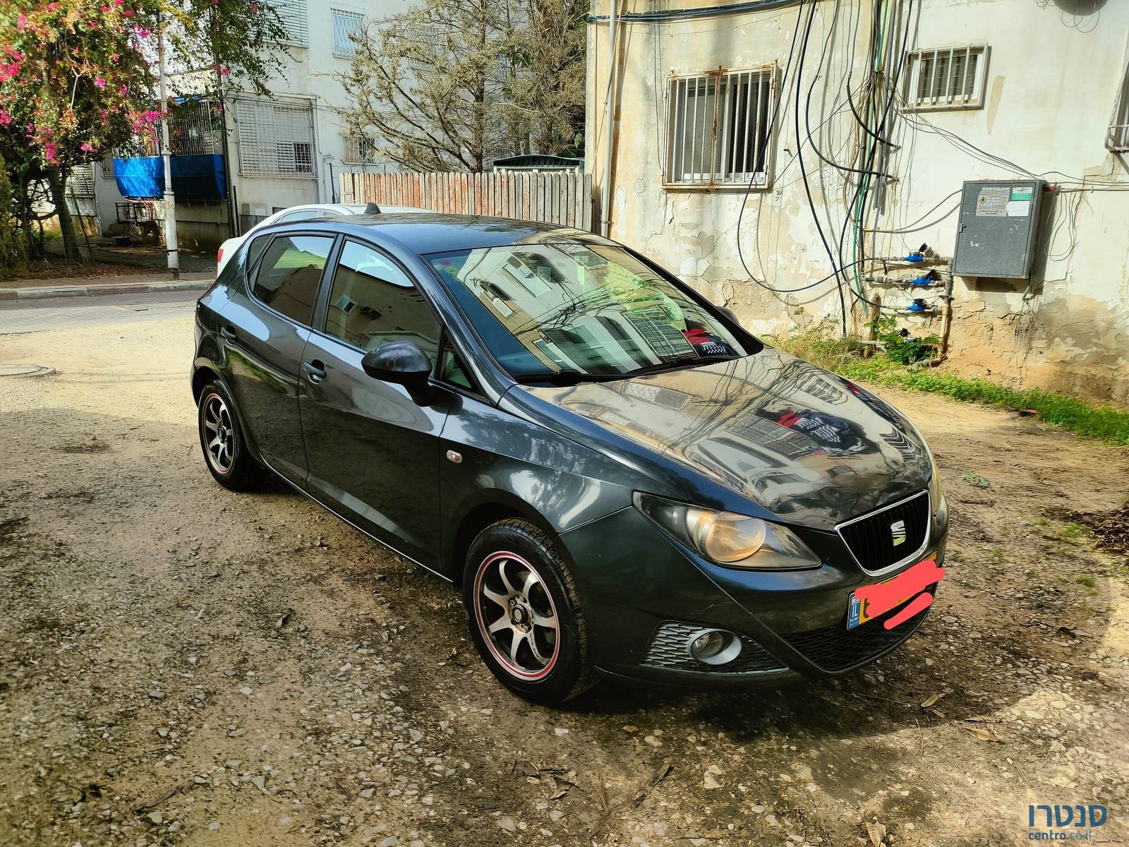 2012' SEAT Ibiza סיאט איביזה photo #3