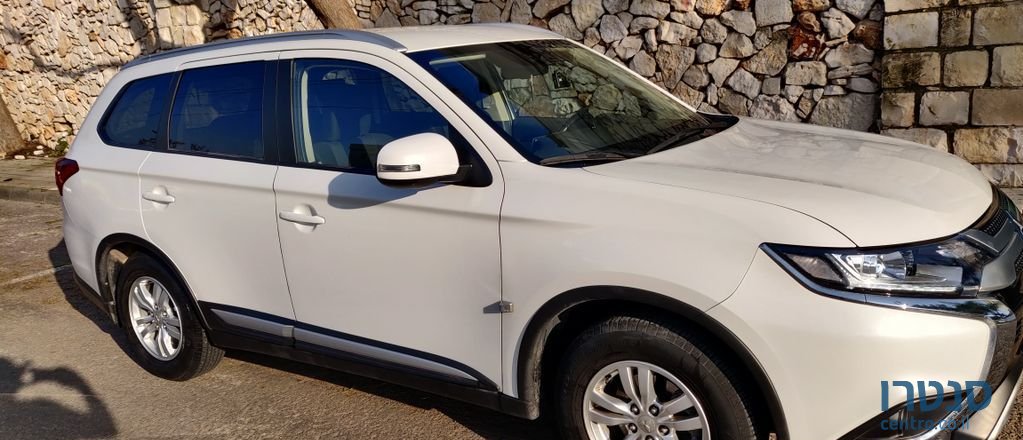2019' Mitsubishi Outlander מיצובישי אאוטלנדר photo #1