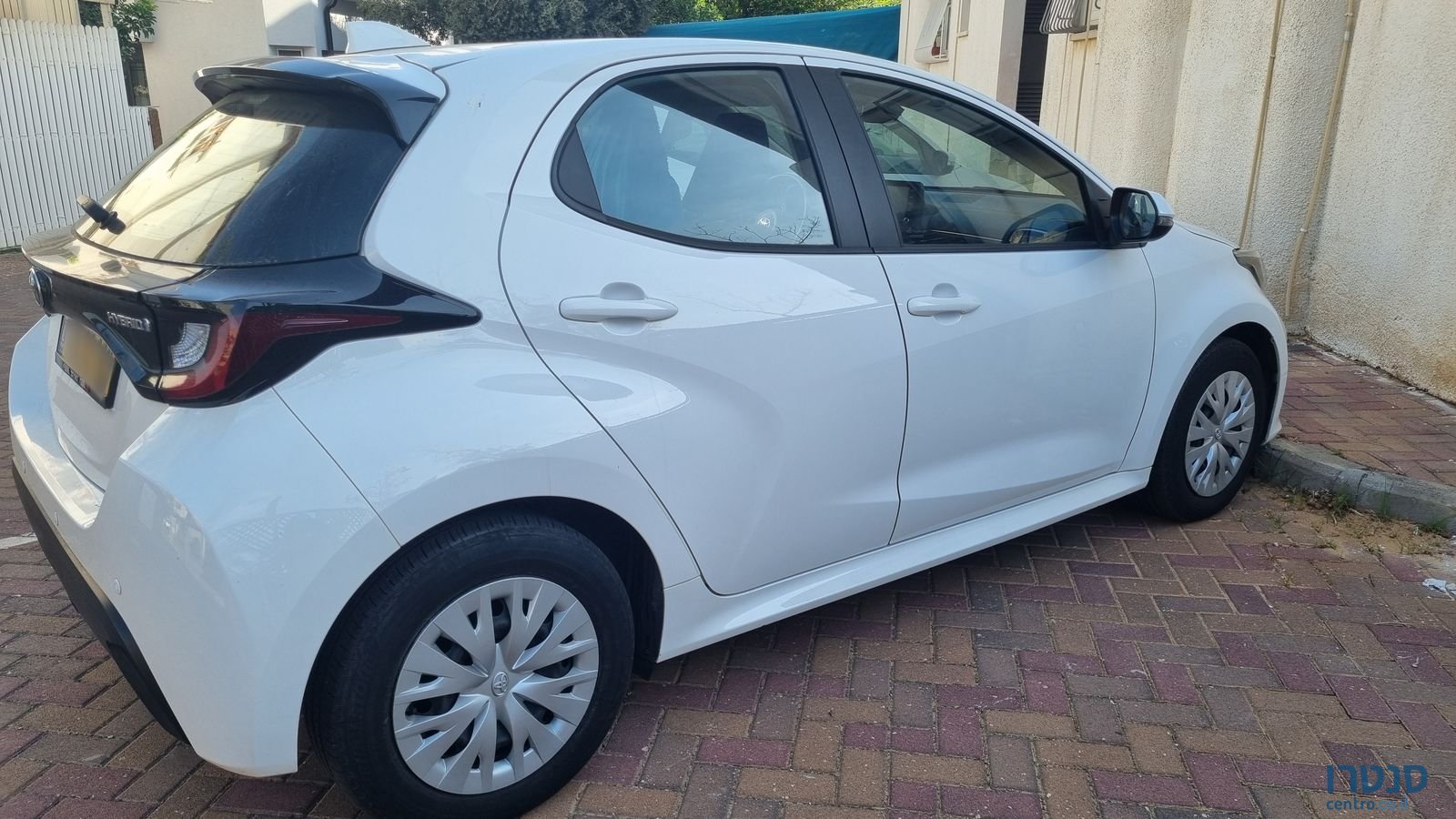 2022' Toyota Yaris טויוטה יאריס photo #2