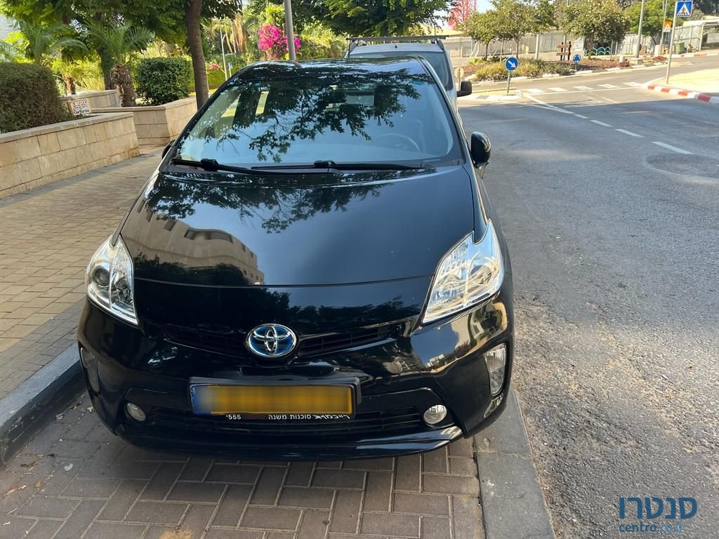 2015' Toyota Prius פריוס הייבריד photo #2
