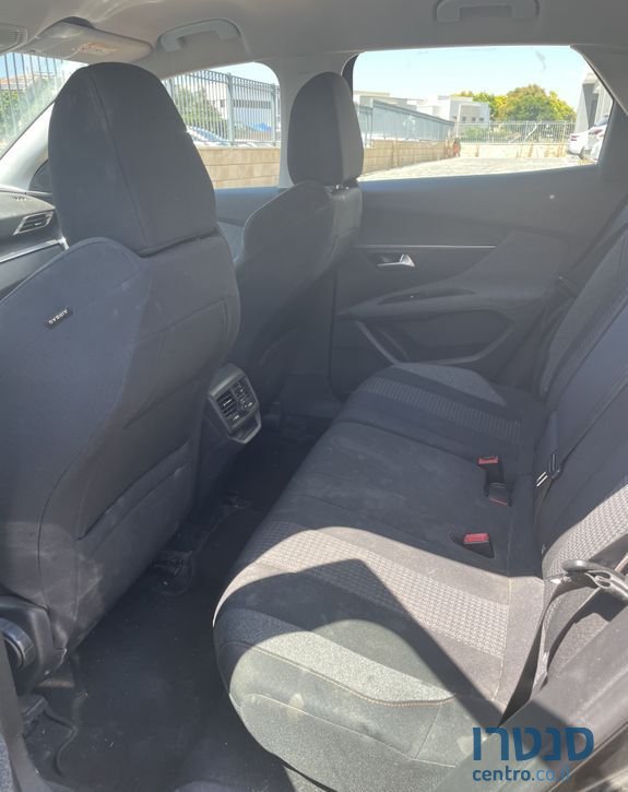 2017' Peugeot 3008 פיג'ו photo #6