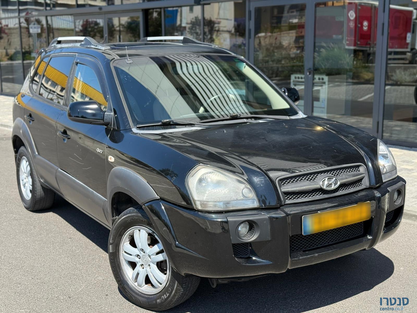 2011' Hyundai Tucson photo #1