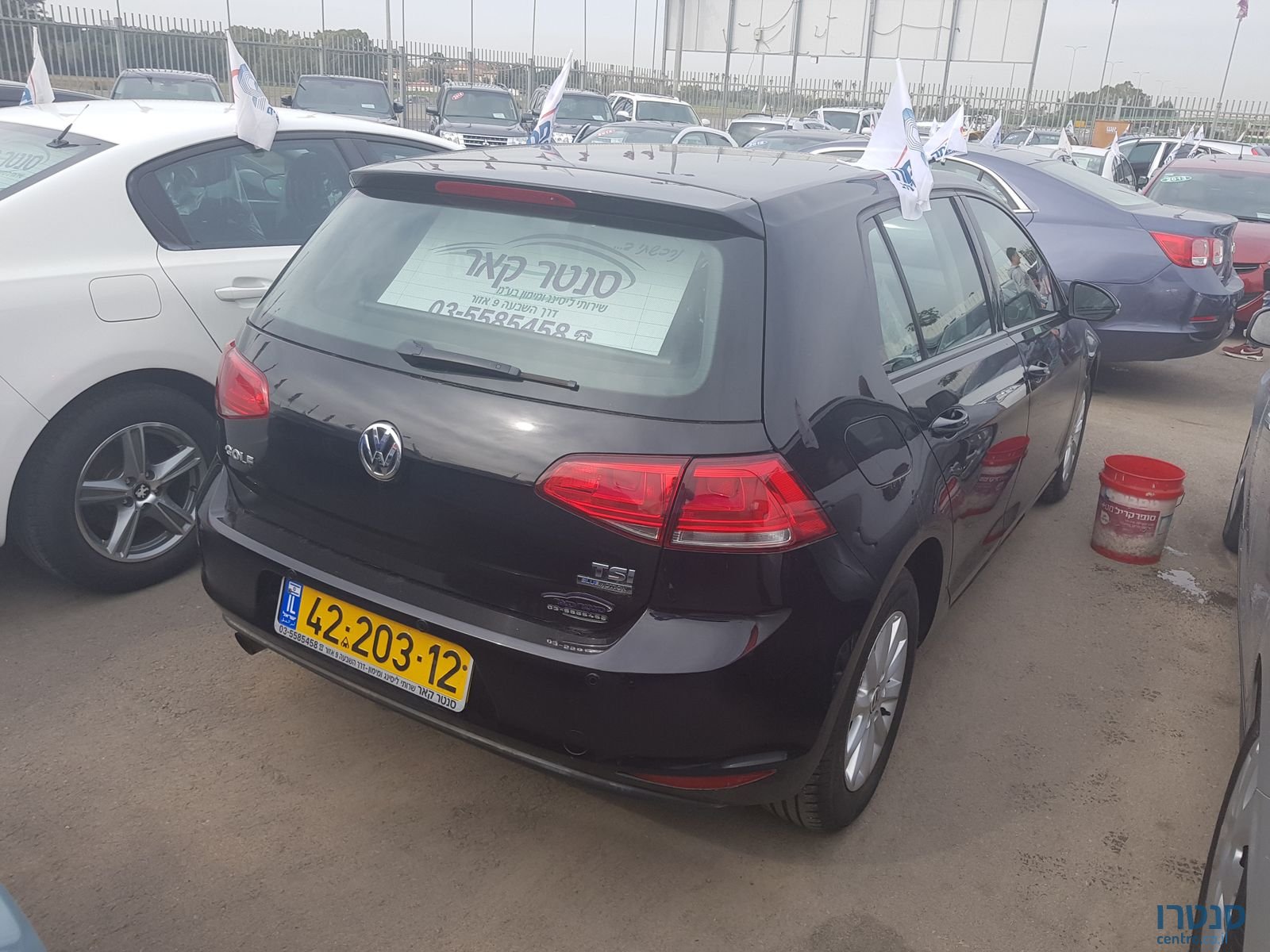 2013' Volkswagen Golf VII 1.2TSI photo #3