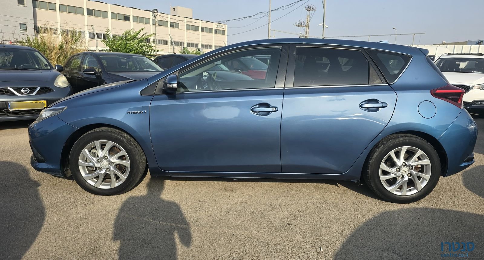 2016' Toyota Auris טויוטה אוריס photo #2