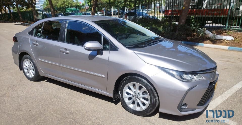 2019' Toyota Corolla טויוטה קורולה photo #2