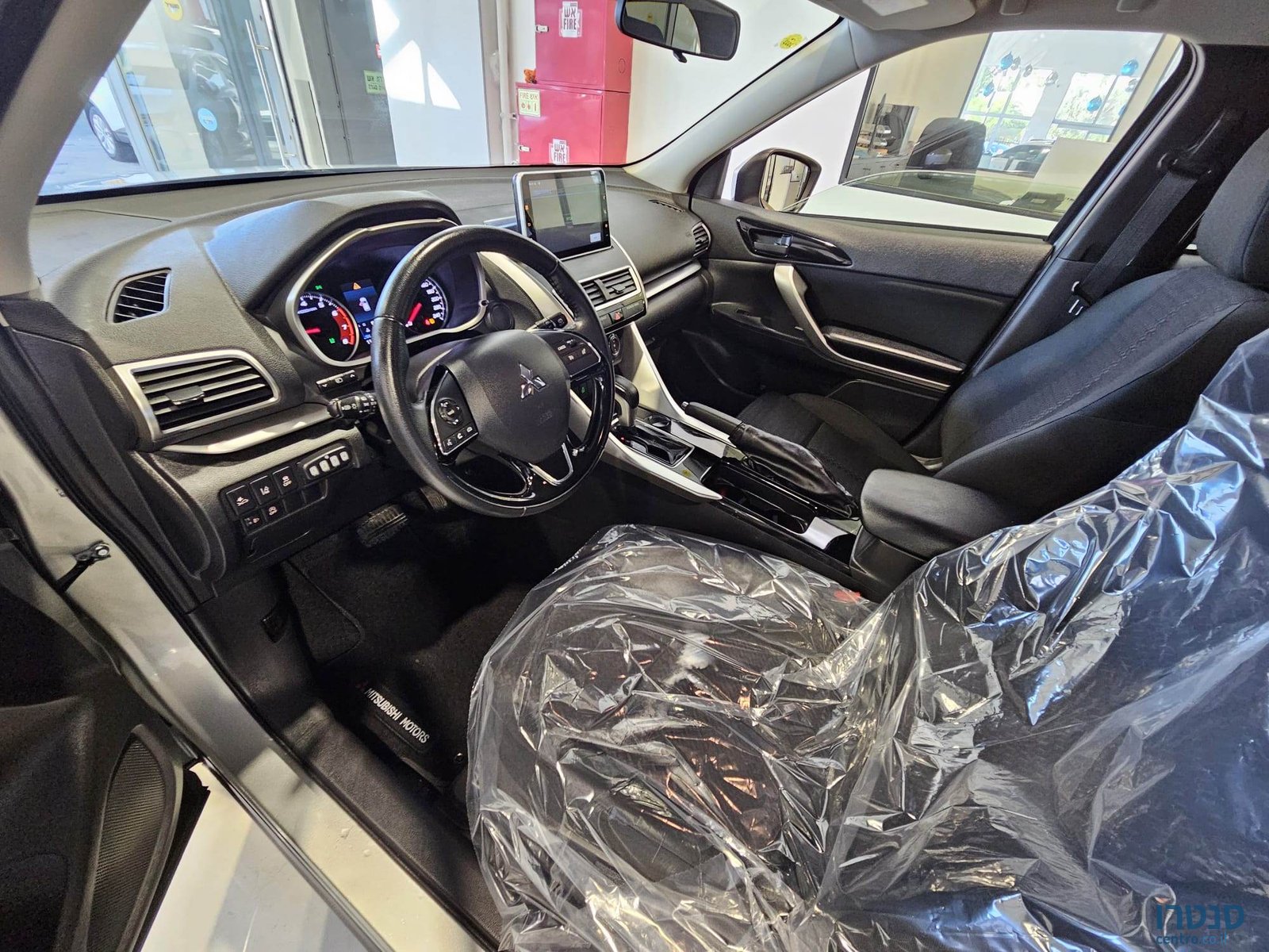 2020' Mitsubishi Eclipse Cross photo #5