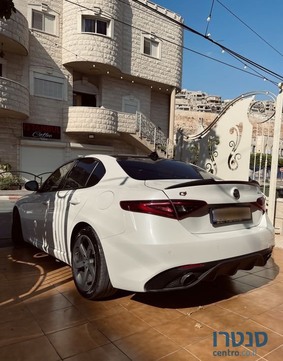 2017' Alfa Romeo Giulia אלפא רומיאו ג'וליה photo #5