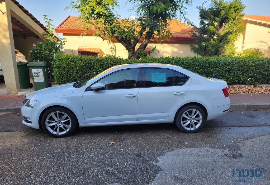 2017' Skoda Octavia סקודה אוקטביה photo #6