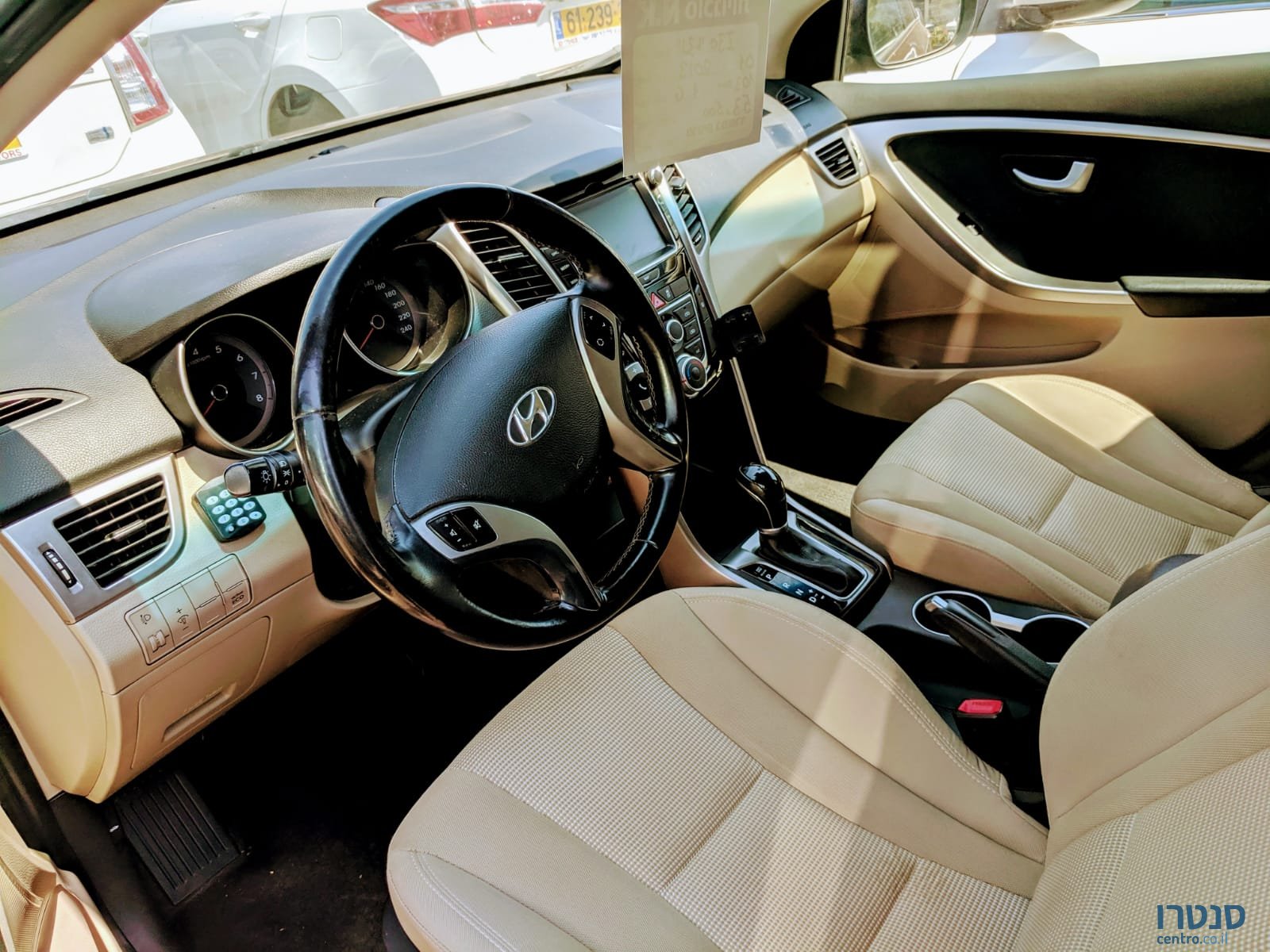 2013' Hyundai i30 photo #4