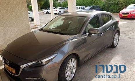 2018' Mazda 3 מאזדה 3 ספיריט photo #4