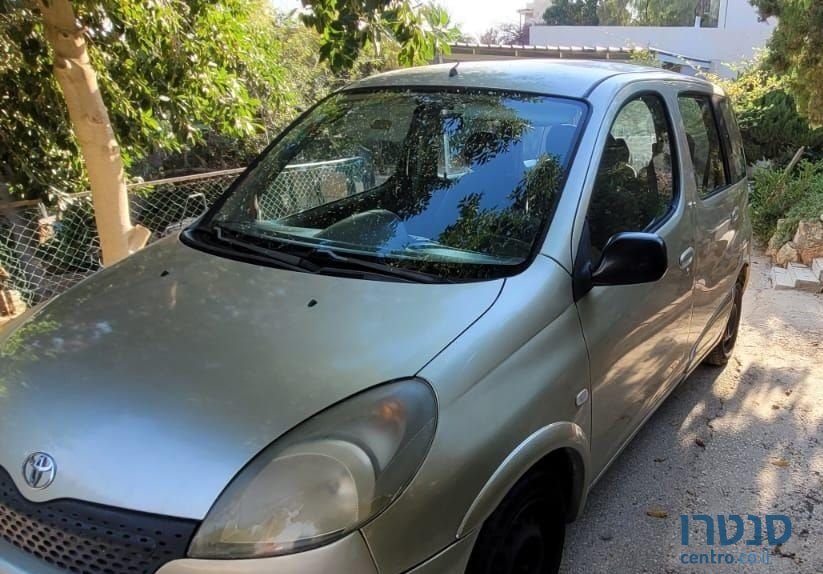 2001' Toyota Yaris טויוטה יאריס photo #1