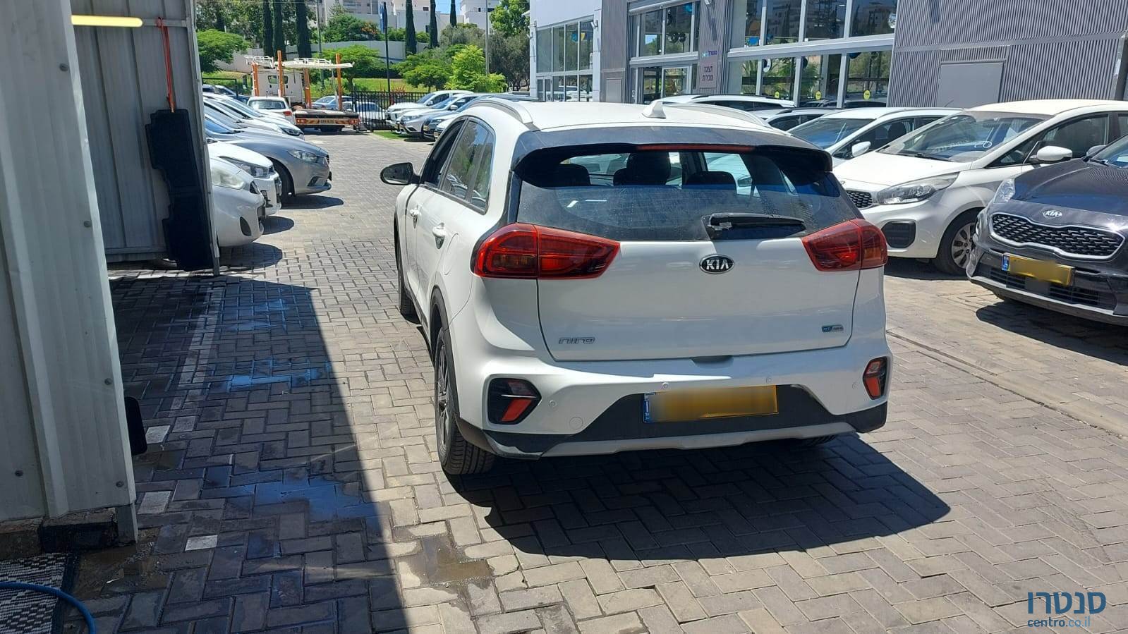 2017' Kia Niro photo #4